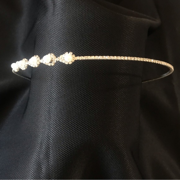 Bundle of 4 New Girls Pearl Headband - Picture 3 of 7